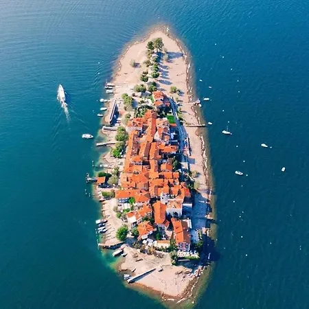 Casa Delle Rose 2 Апартаменты *